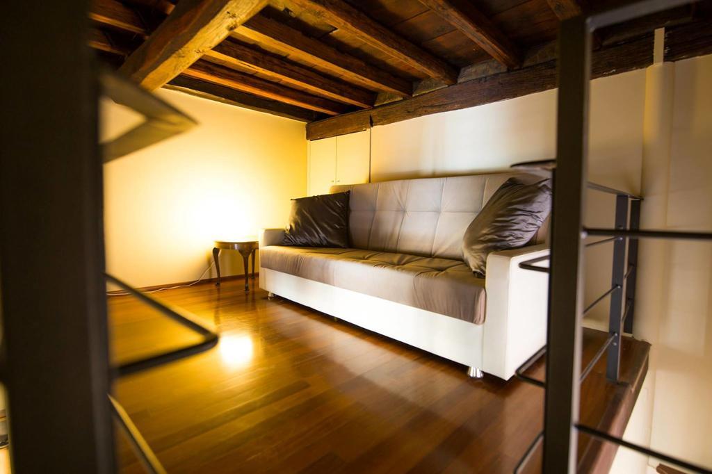 Apartament Magia A Campo De' Fiori Rzym Zewnętrze zdjęcie